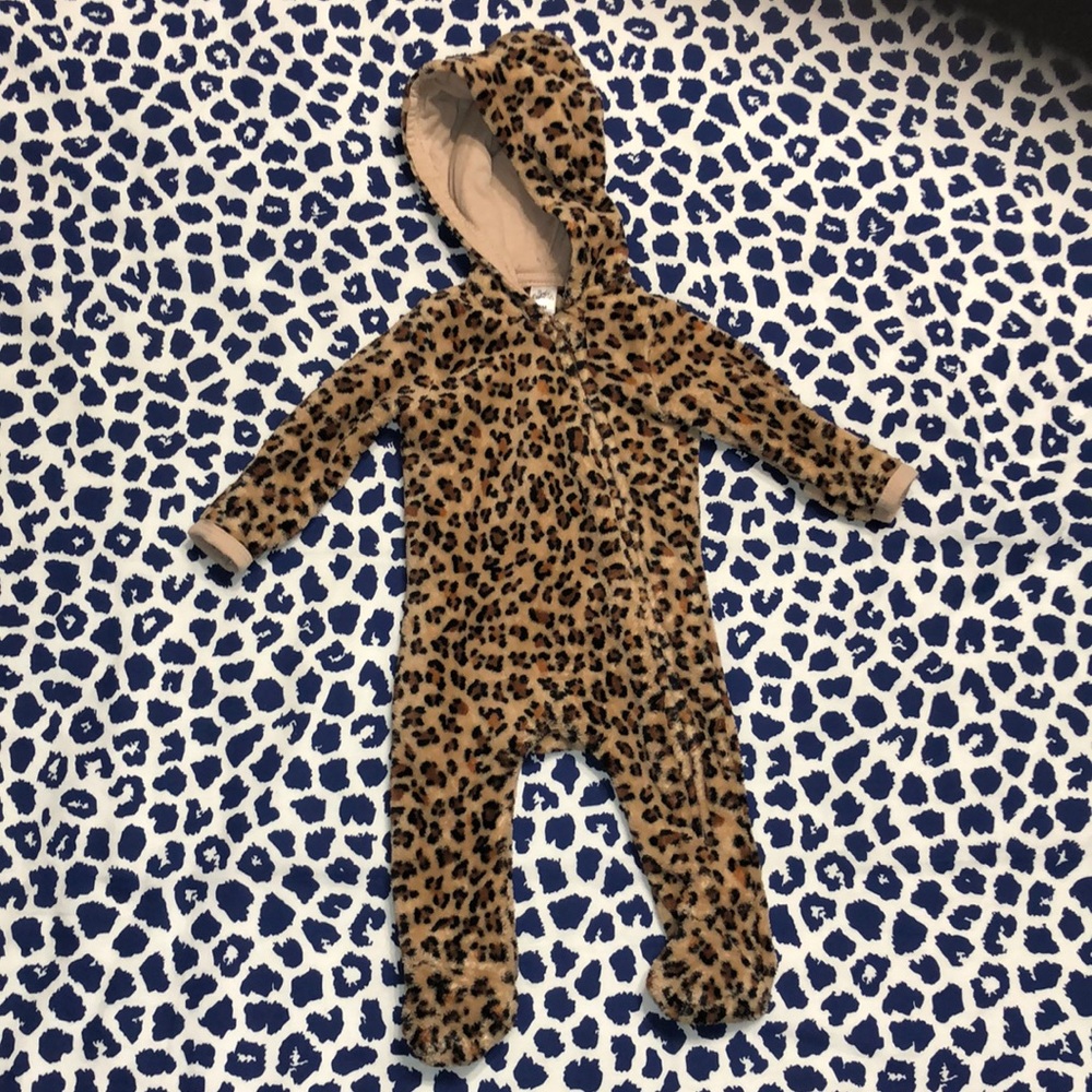 One-piece leopard